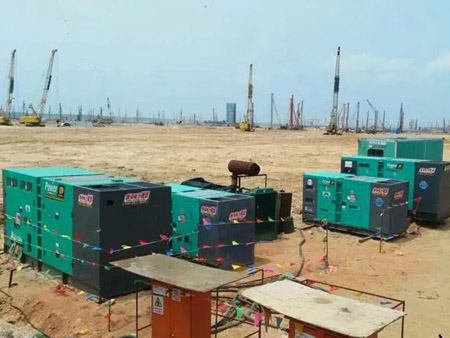 乌鲁木齐柴油发电机组干式空气滤清器的维护成本高吗？