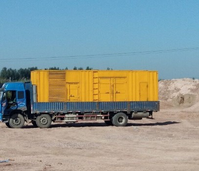 乌鲁木齐海拔3000m以上地区的变压器外绝缘距离应如何确定？