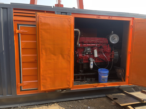 乌鲁木齐柴油发电机组在高温环境下运行时需要注意哪些问题？